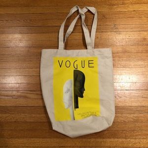 Vogue Tote Bag